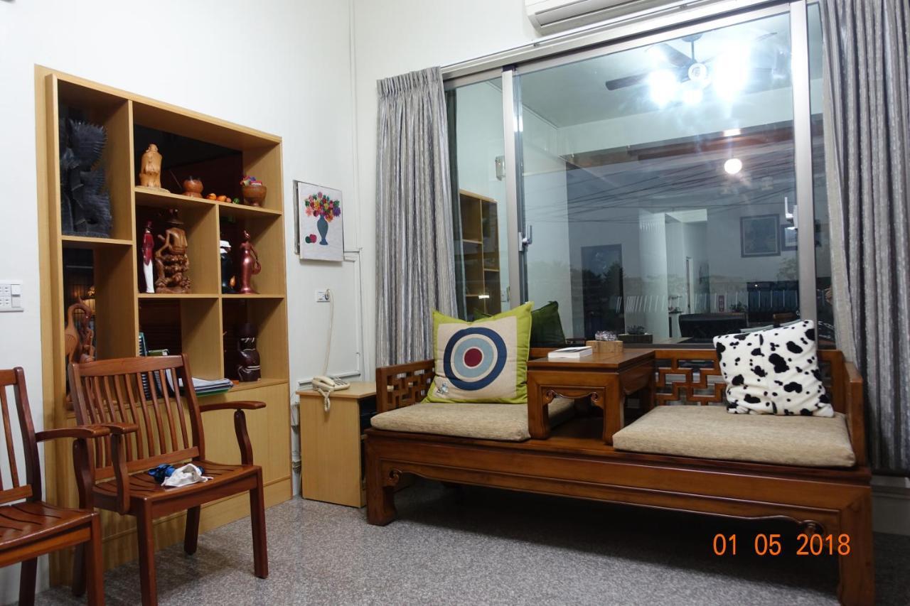 Fu Courtyard Homestay 嘉義市 エクステリア 写真